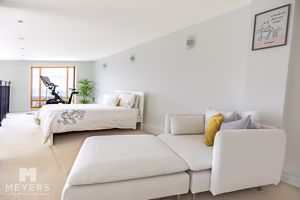 Photo 22- click for photo gallery